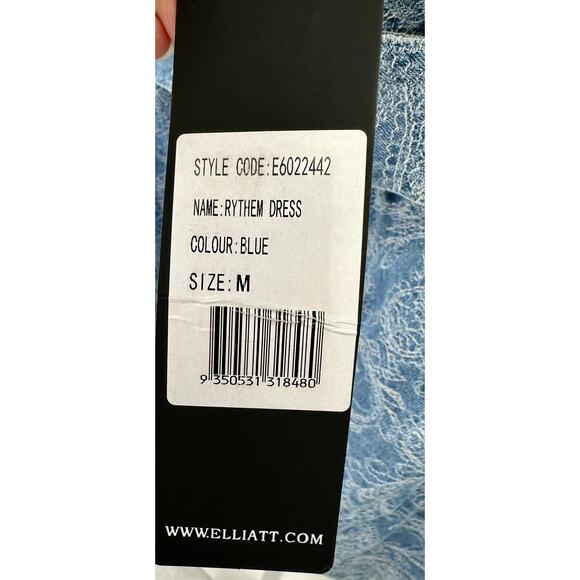 Elliatt‎ Rythem Dress in Blue Medium New - Picture 7 of 8